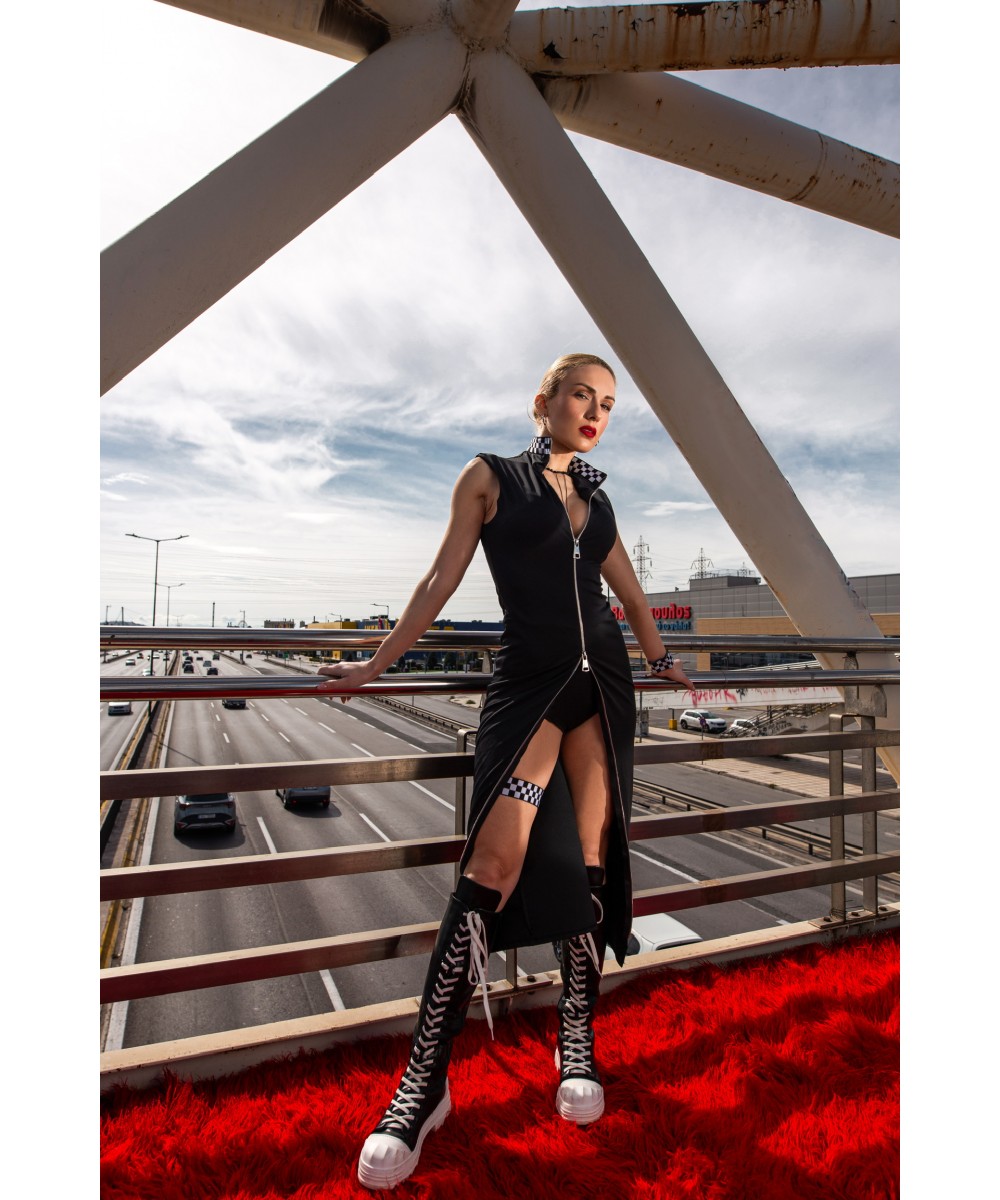 #01/24 BAHRAIN 2024 BLACK DRESS