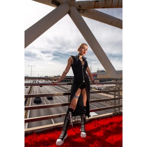 #01/24 BAHRAIN 2024 BLACK DRESS